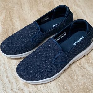 Skechers  GOGA MAT 8